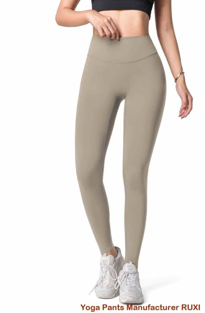 साइड स्प्लिट रनिंग शर्ट्स महिला