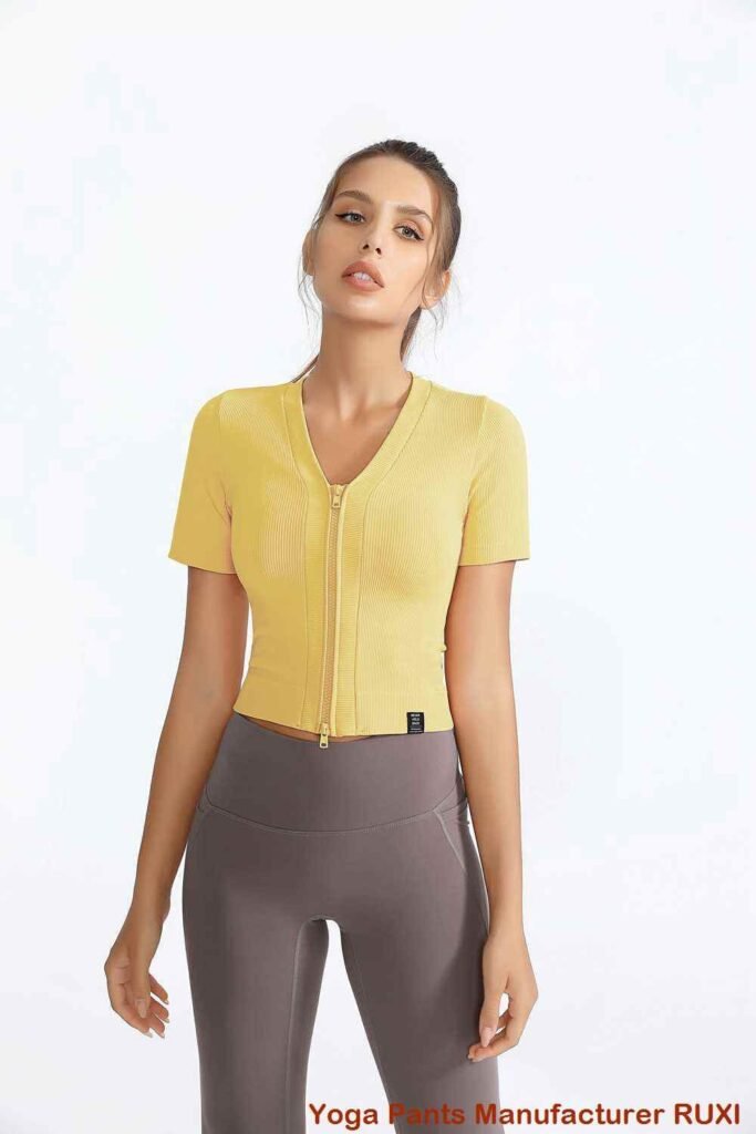 अमी मेडिया जिम स्पोर्ट्स ब्रा